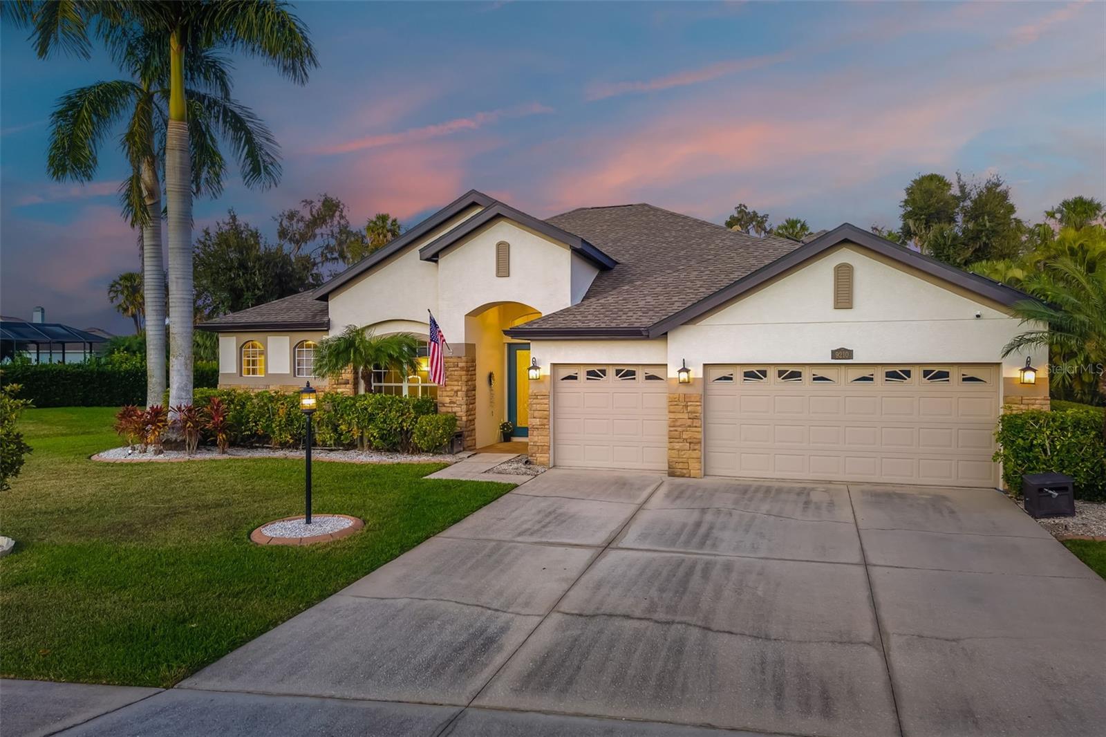 ANCIENT OAKS UNITS 2 & 3 - Residential