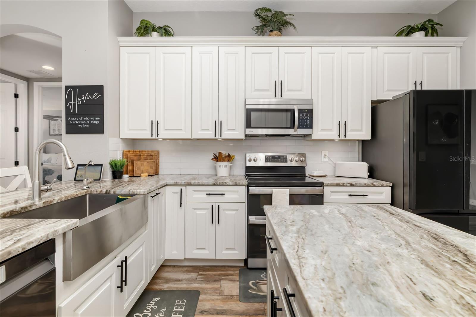 ANCIENT OAKS UNITS 2 & 3 - Residential