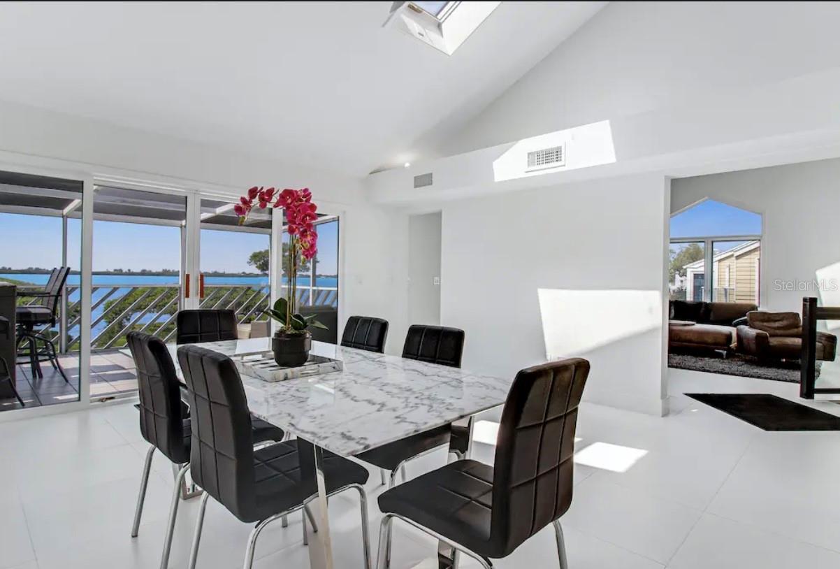 TIDY ISLAND PH II - Residential Lease