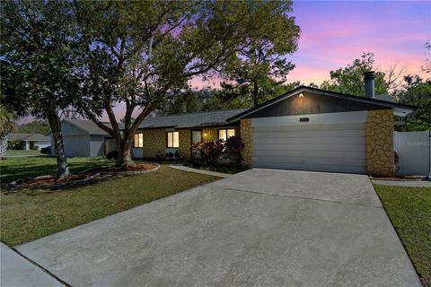 A home in LONGWOOD