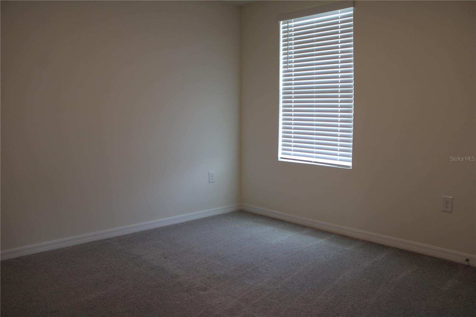 EVERGREEN PH I - Residential Lease