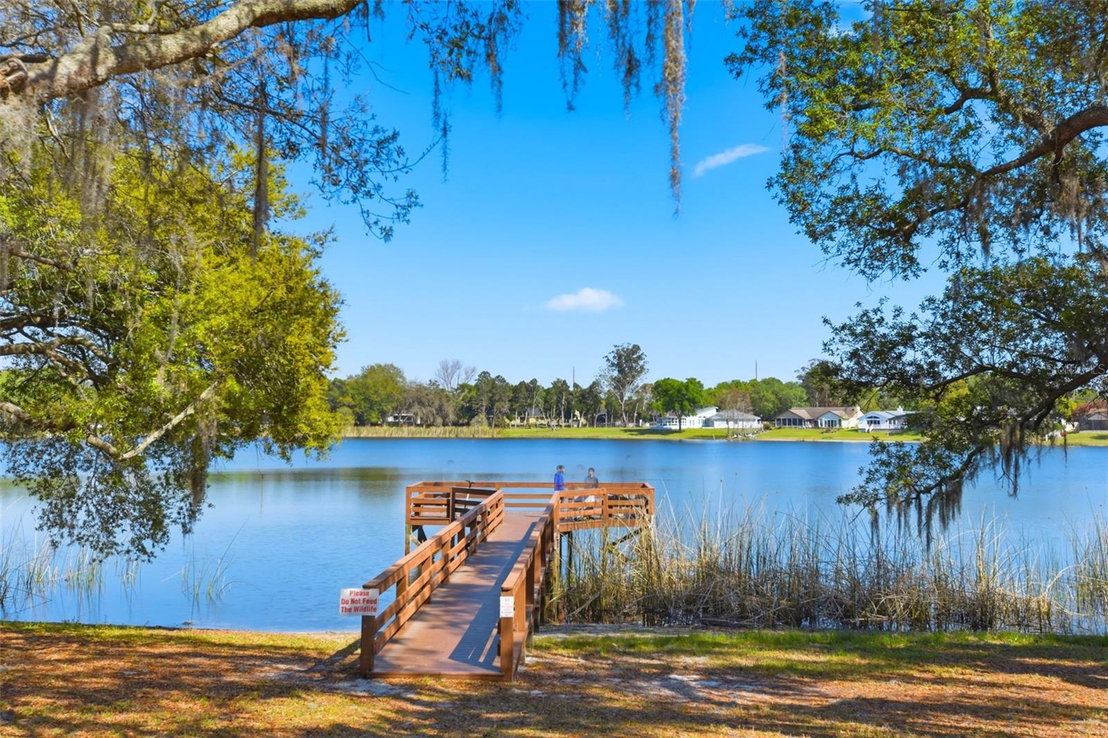 BAY LKS/GRANADA SEC V - Residential