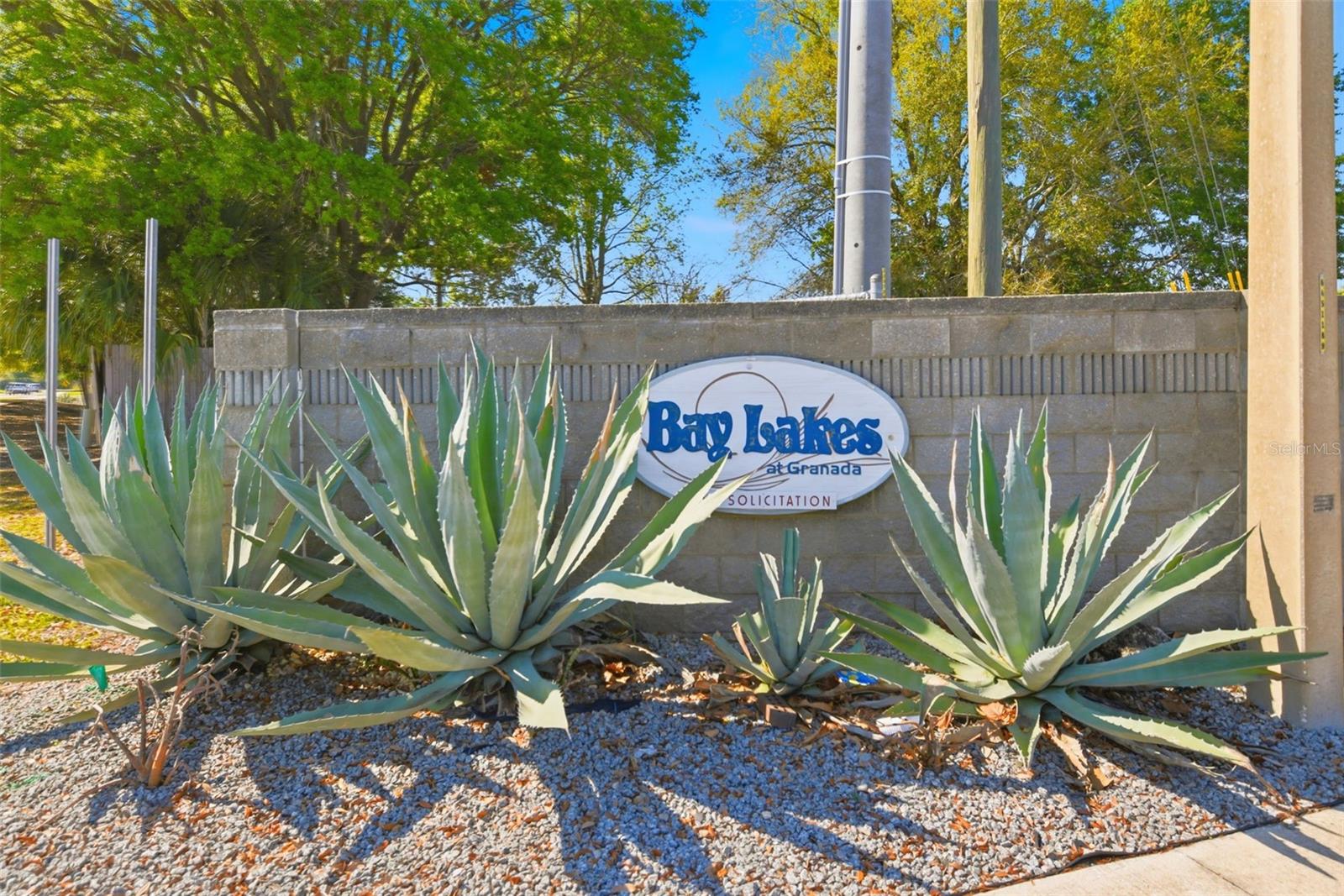 BAY LKS/GRANADA SEC V - Residential