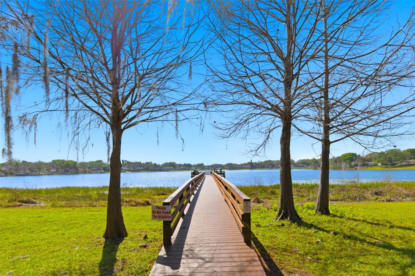 BAY LKS/GRANADA SEC V - Residential