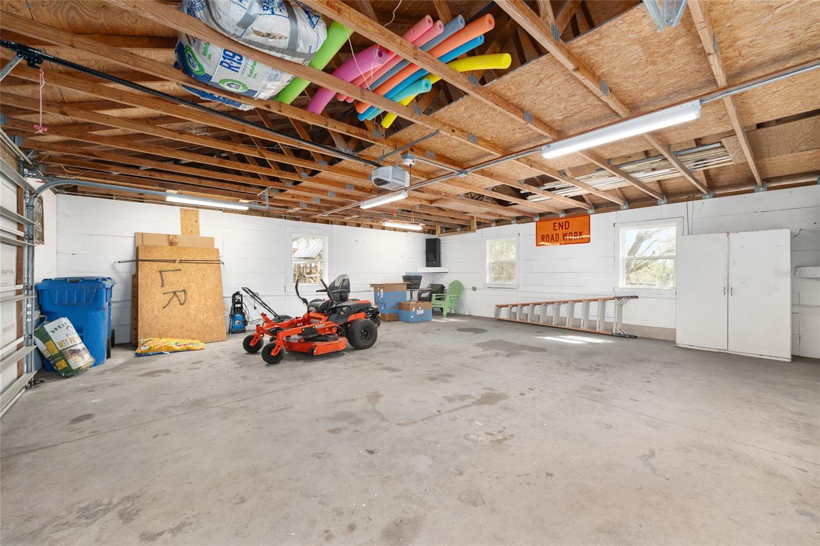 TRIPLE CROWN FARMS 01 - Residential