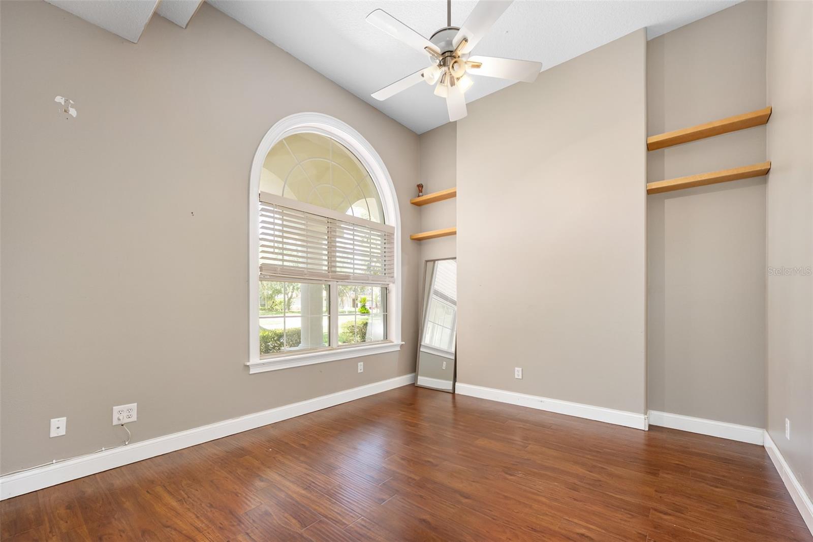 CHELSFORD HEIGHTS UNIT 05 PH 01 HUNTERS RIDGE - Residential
