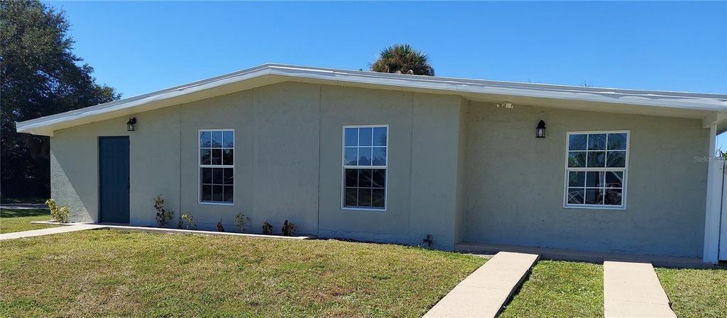 Photo of 3165 Crestwood Drive, Port Charlotte, FL 33952 (MLS # C7516396)