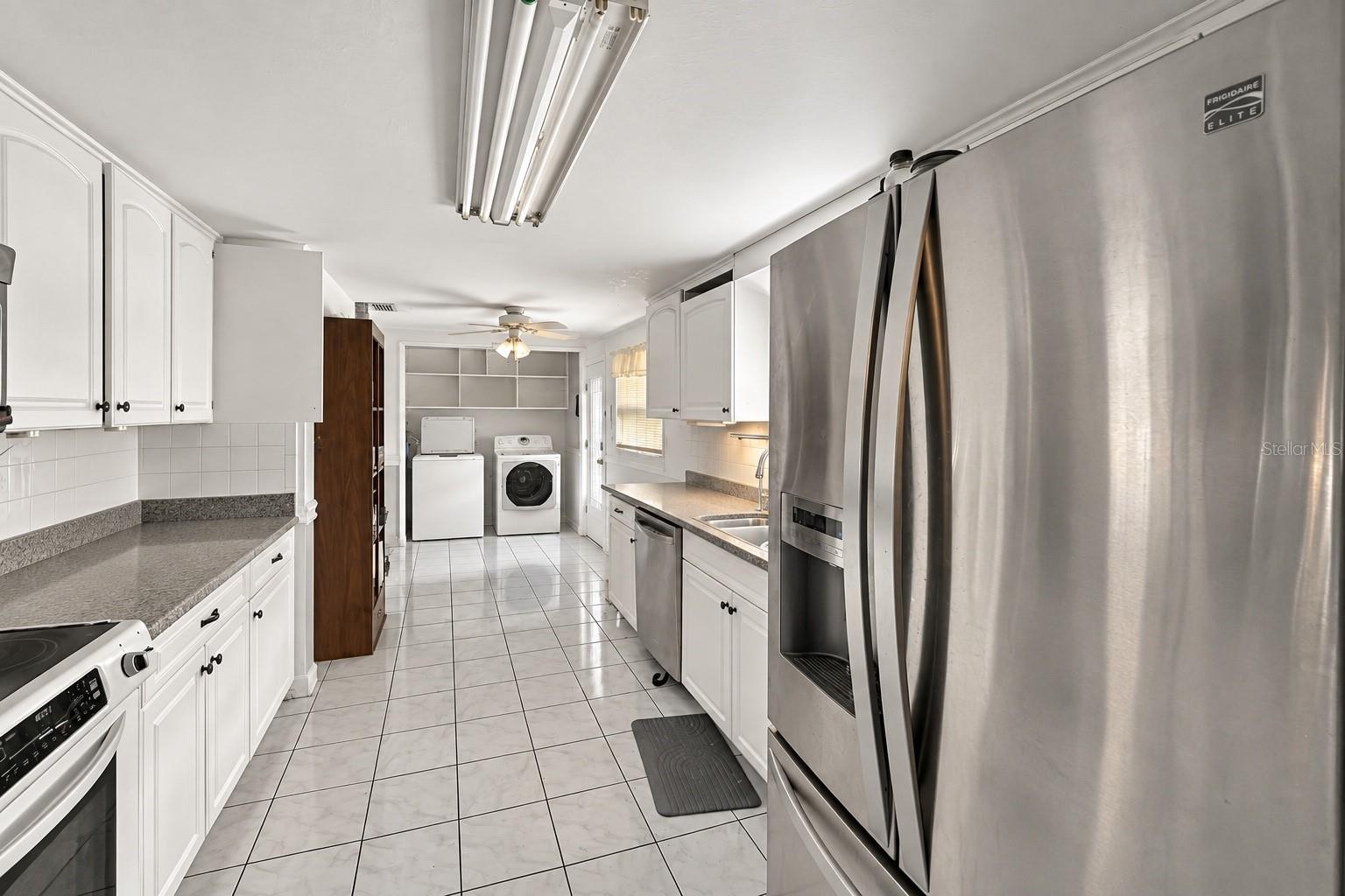 122 ALGIERS DRIVE