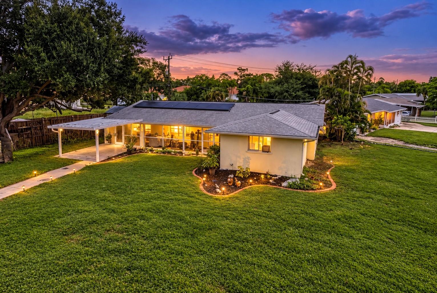 122 ALGIERS DRIVE