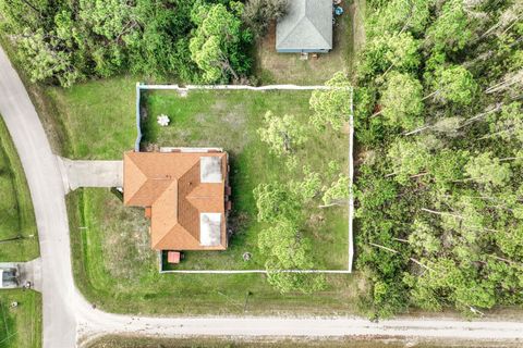 A home in PUNTA GORDA