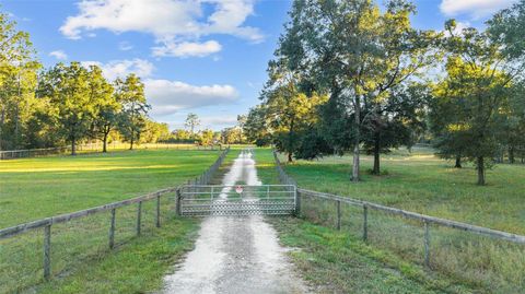 Tiny photo for 13200 SW 95th Street, Dunnellon, FL 34432 (MLS # OM713642)