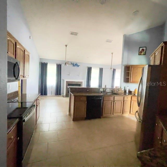 CUTRONES LAKESHORE ADD - Residential