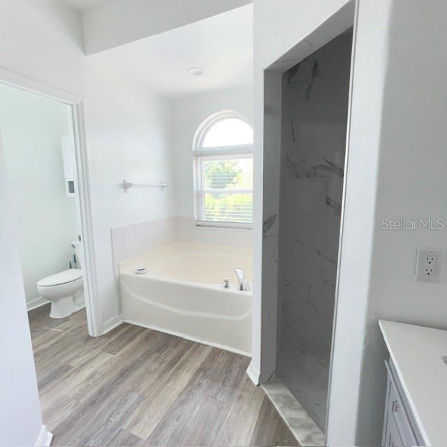 CUTRONES LAKESHORE ADD - Residential
