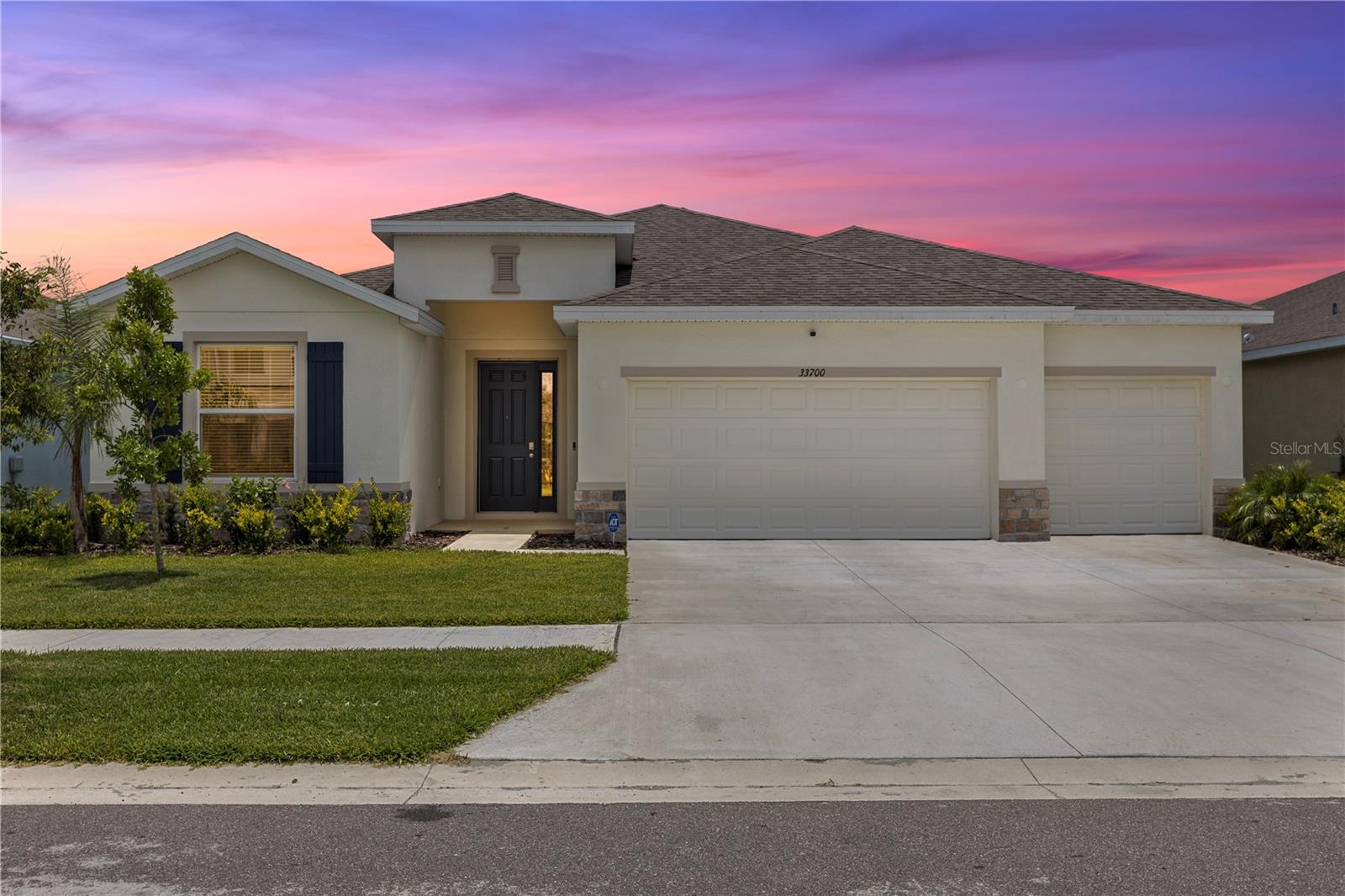 AVALON PARK WEST PH 3 - Residential Lease