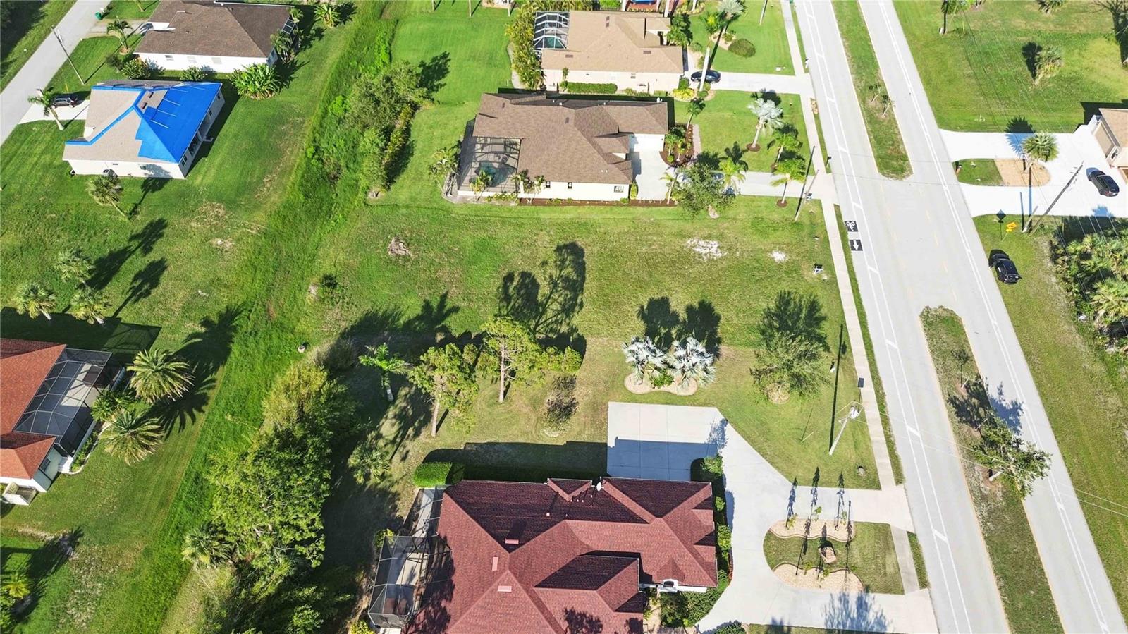 ROTONDA WEST LONG MEADOW - Land