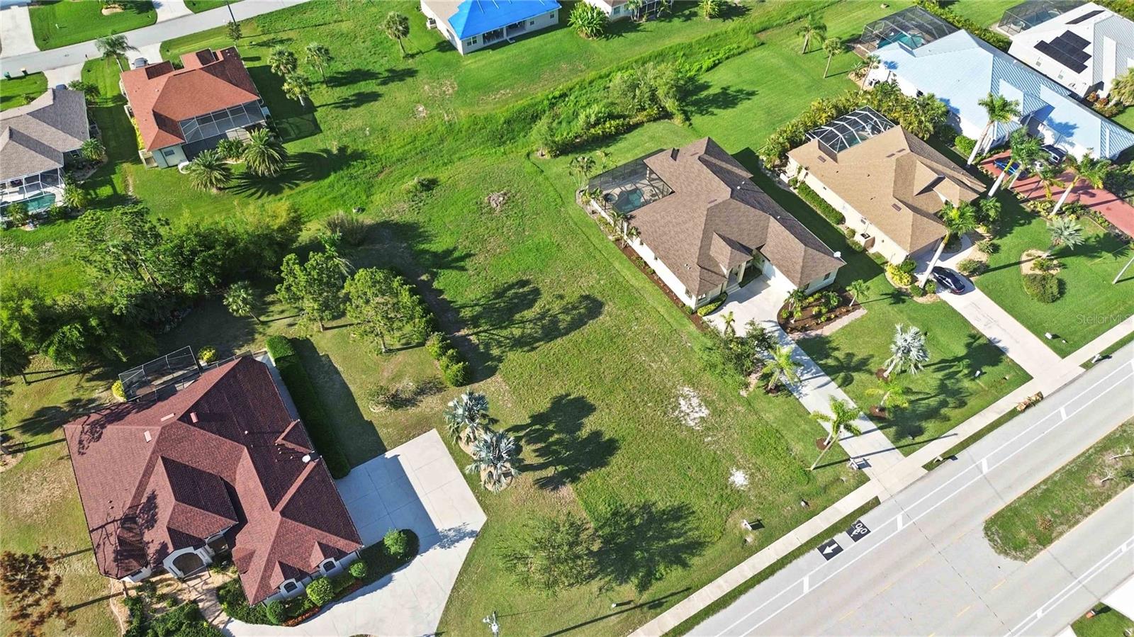 ROTONDA WEST LONG MEADOW - Land