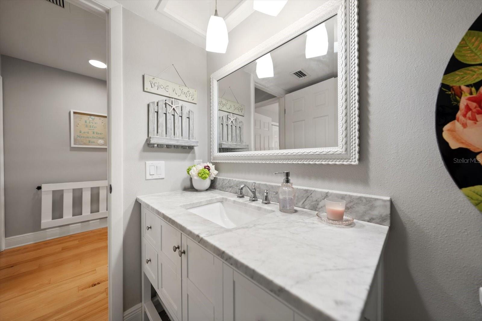 ADMIRALITY THE CONDO - Residential