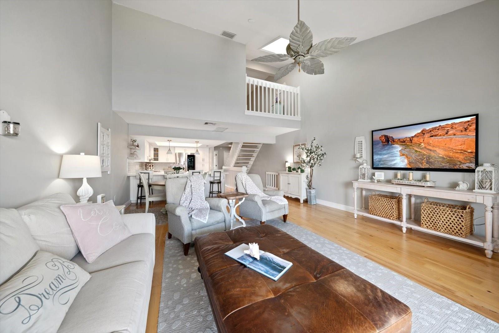 ADMIRALITY THE CONDO - Residential