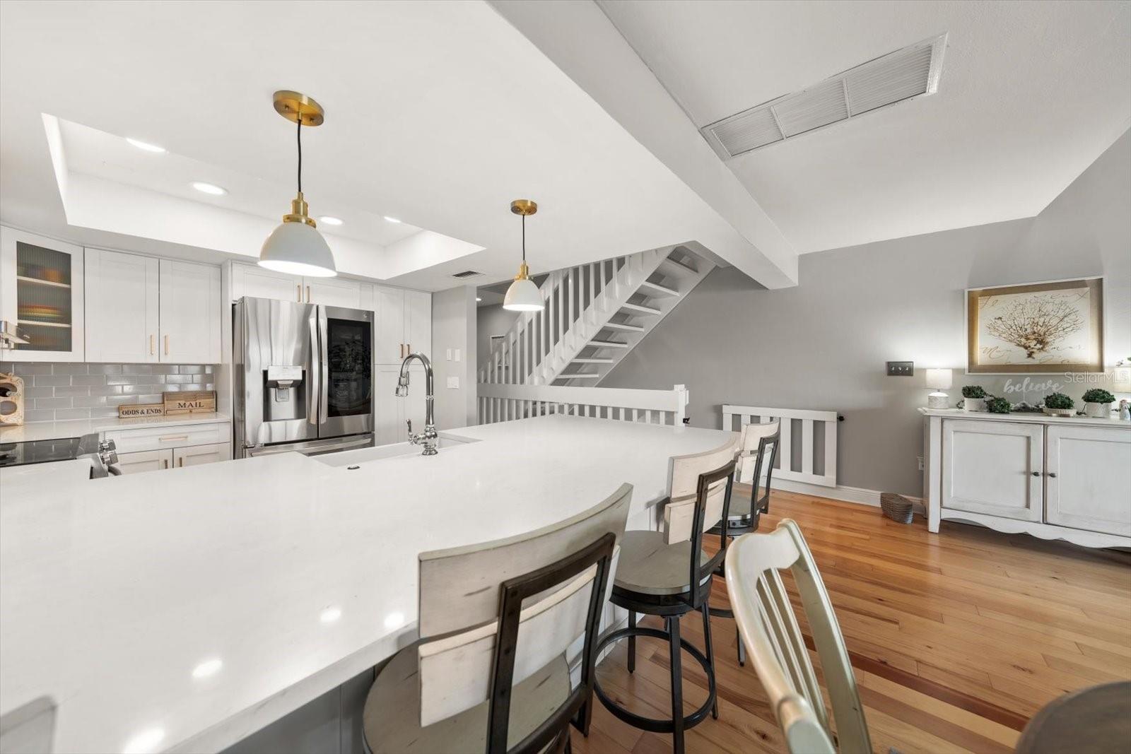 ADMIRALITY THE CONDO - Residential