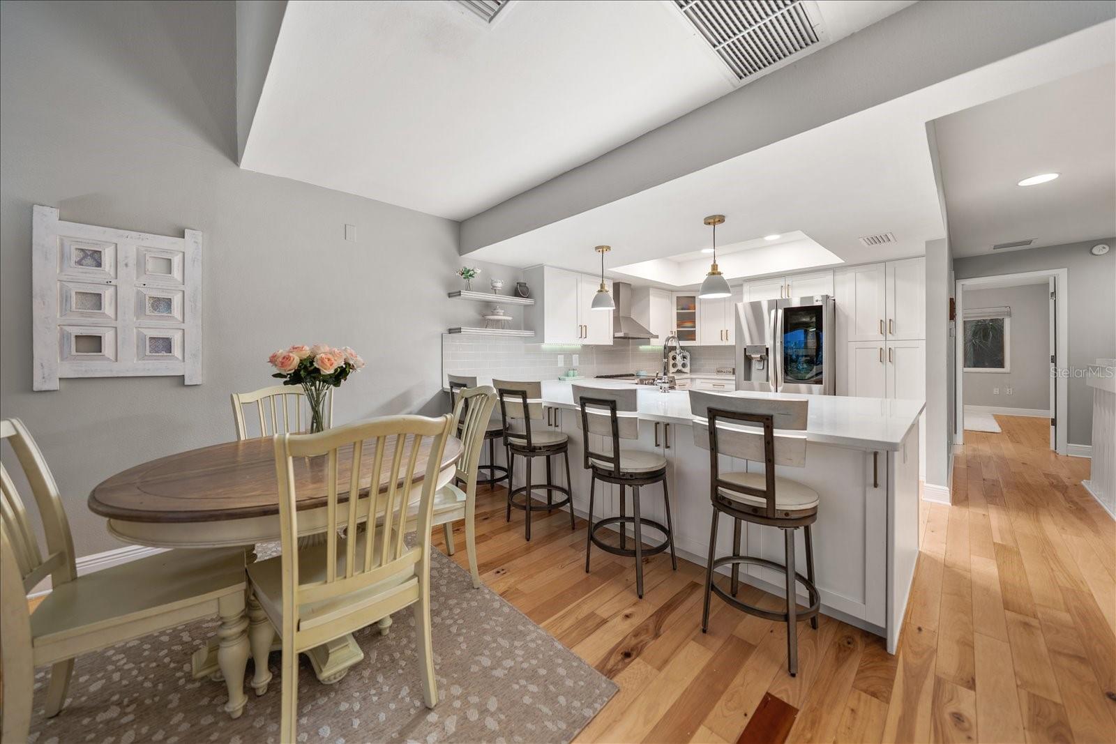 ADMIRALITY THE CONDO - Residential