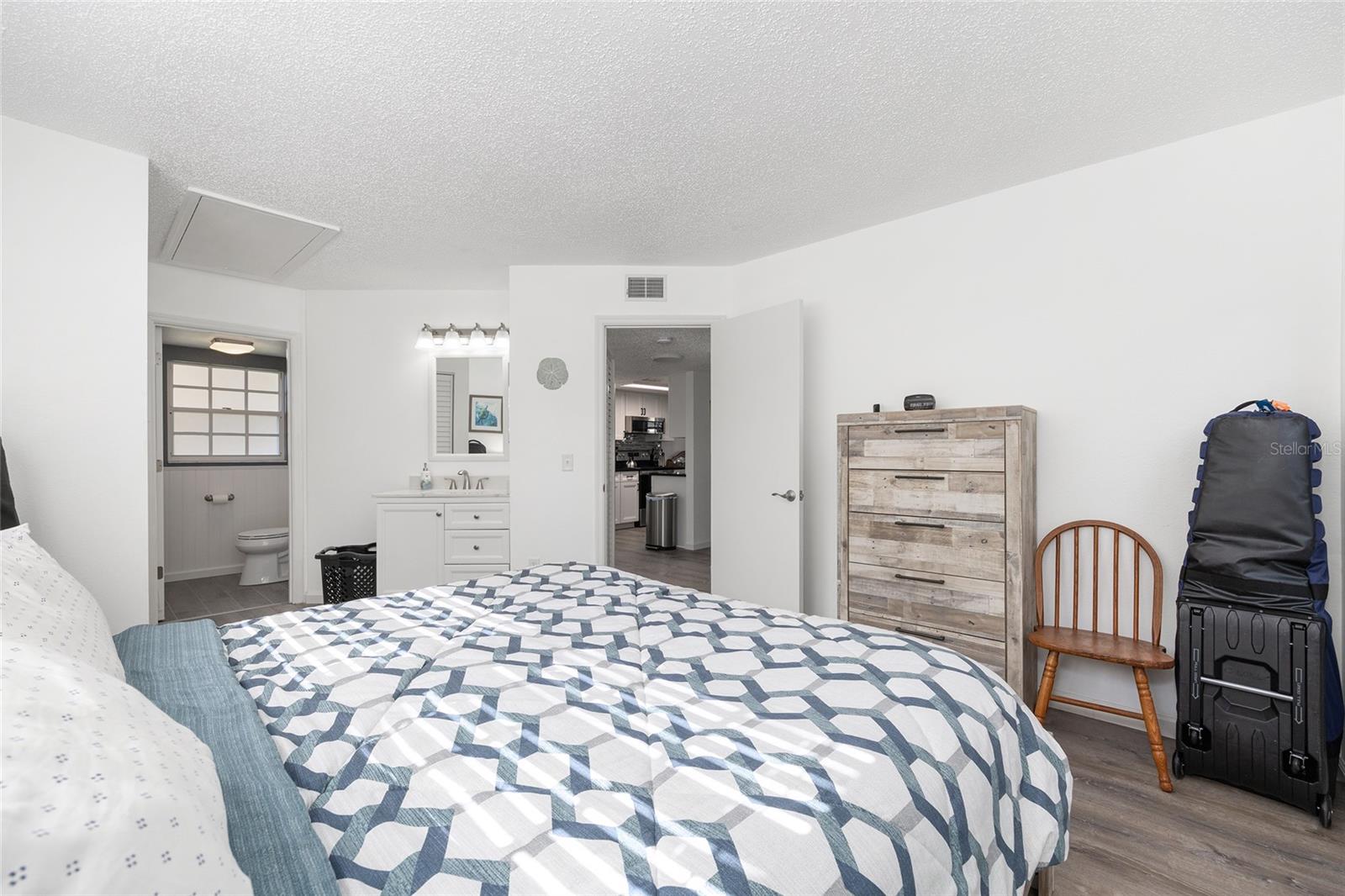 DERBY DOWNS - Residential