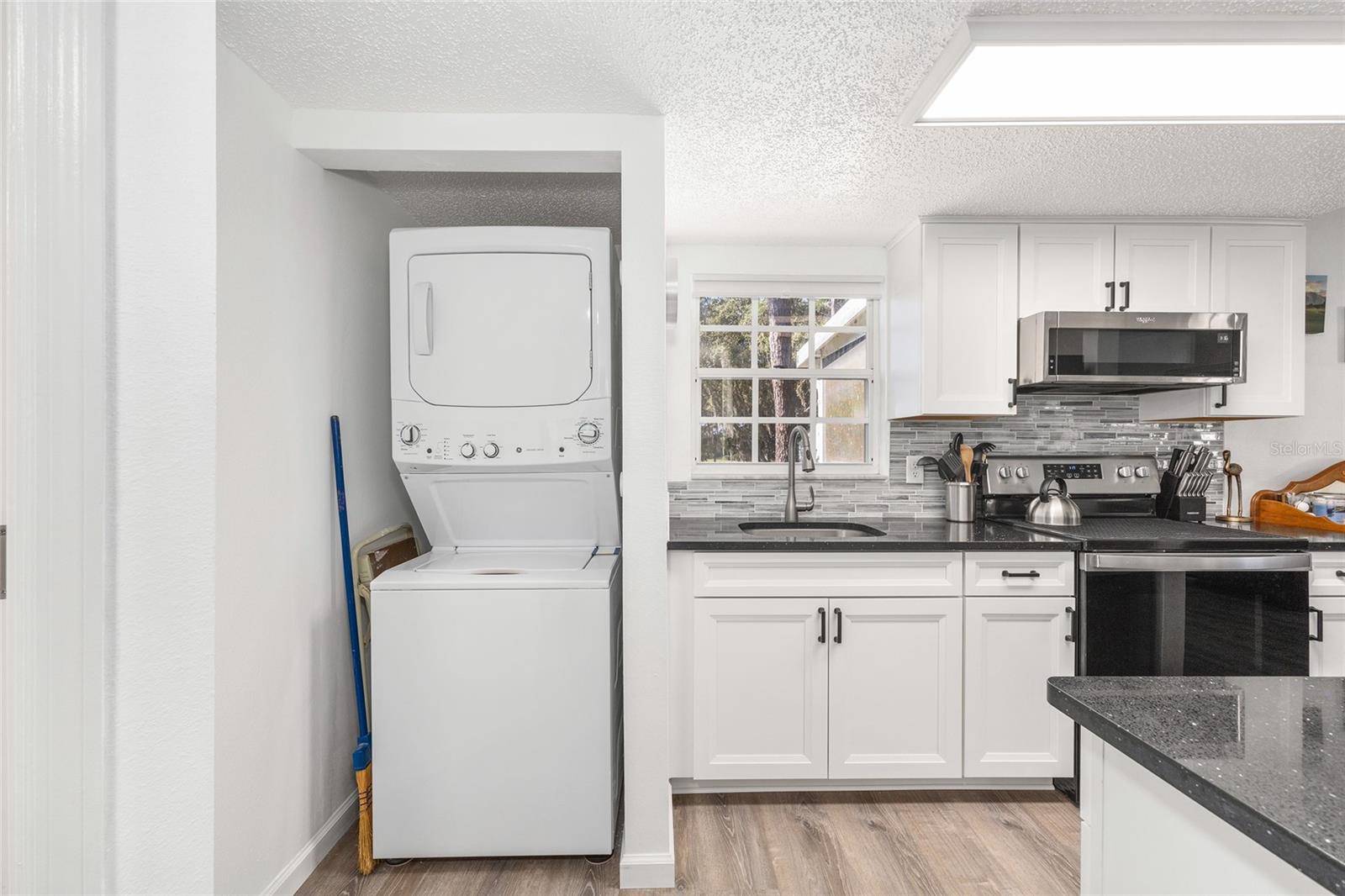 DERBY DOWNS - Residential