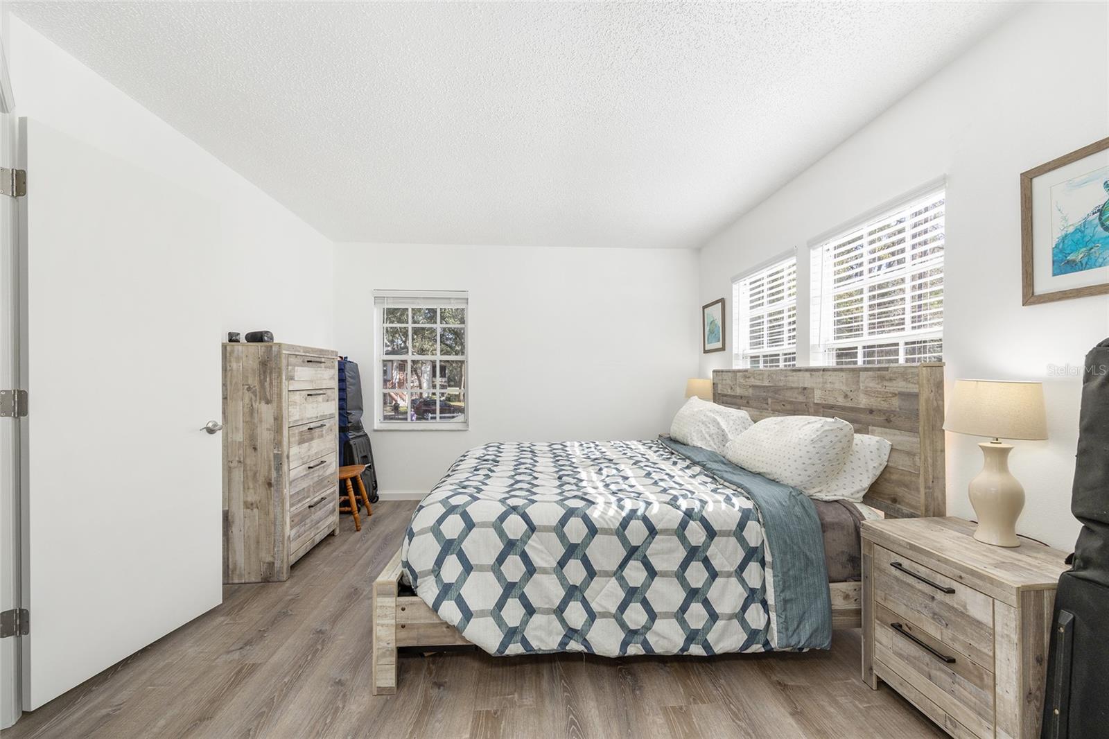 DERBY DOWNS - Residential