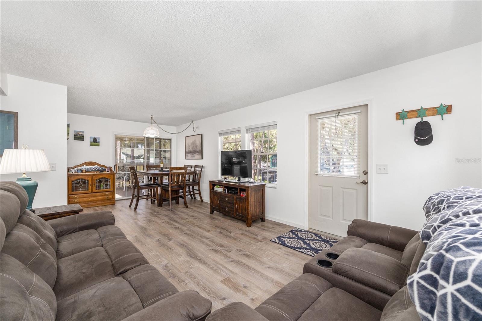 DERBY DOWNS - Residential