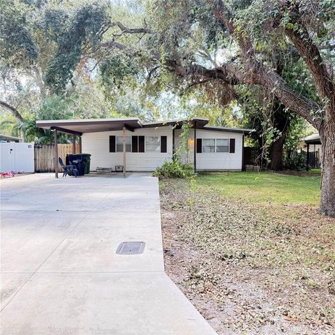 Photo of 3110 W Price Avenue, Tampa, FL 33611 (MLS # TB8438245)