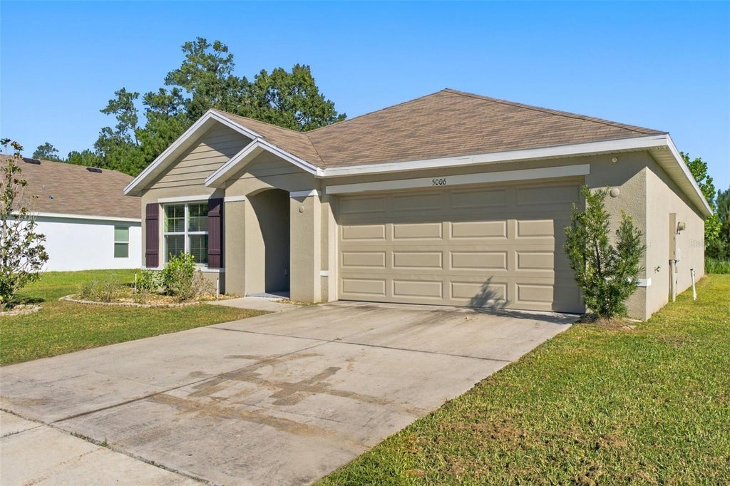 Photo of 5006 Diantha Way, Brooksville, FL 34604 (MLS # W7890313)