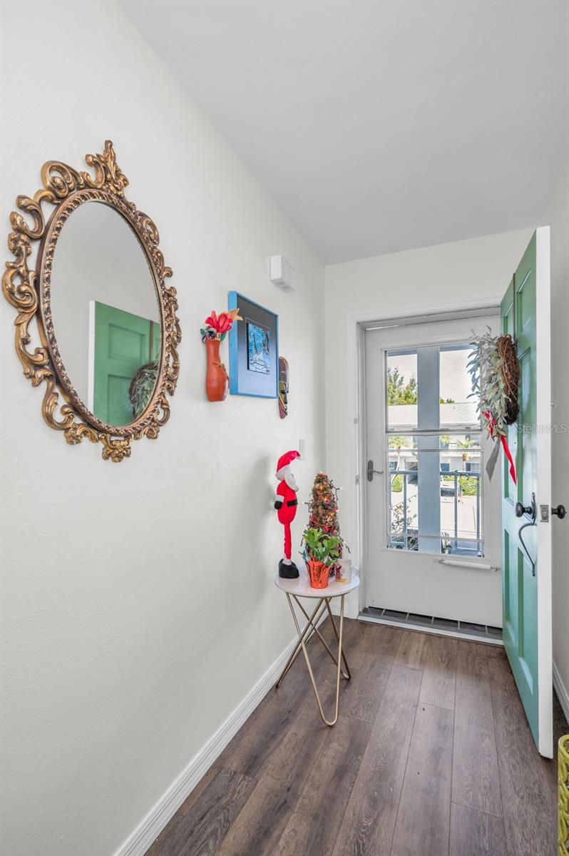 200 GLENNES LANE 206