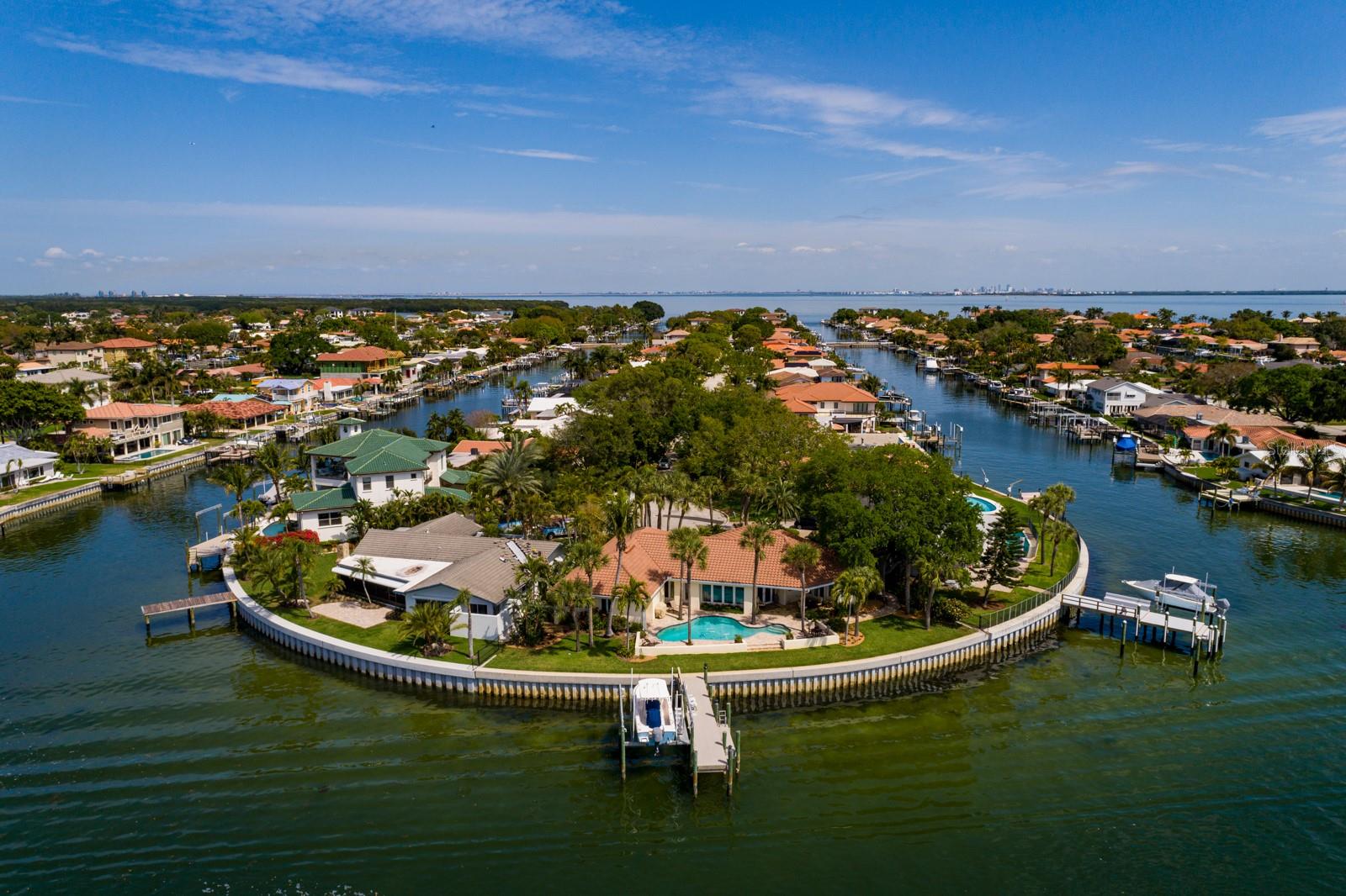 VENETIAN ISLES - Residential