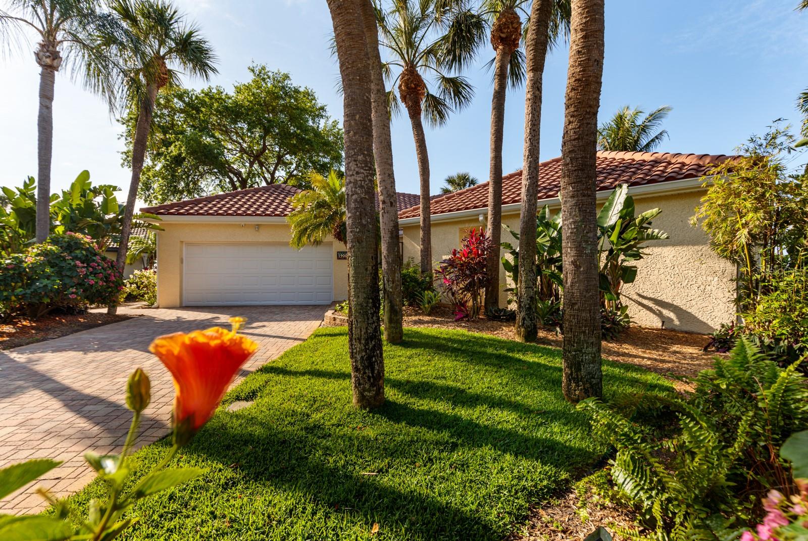 VENETIAN ISLES - Residential