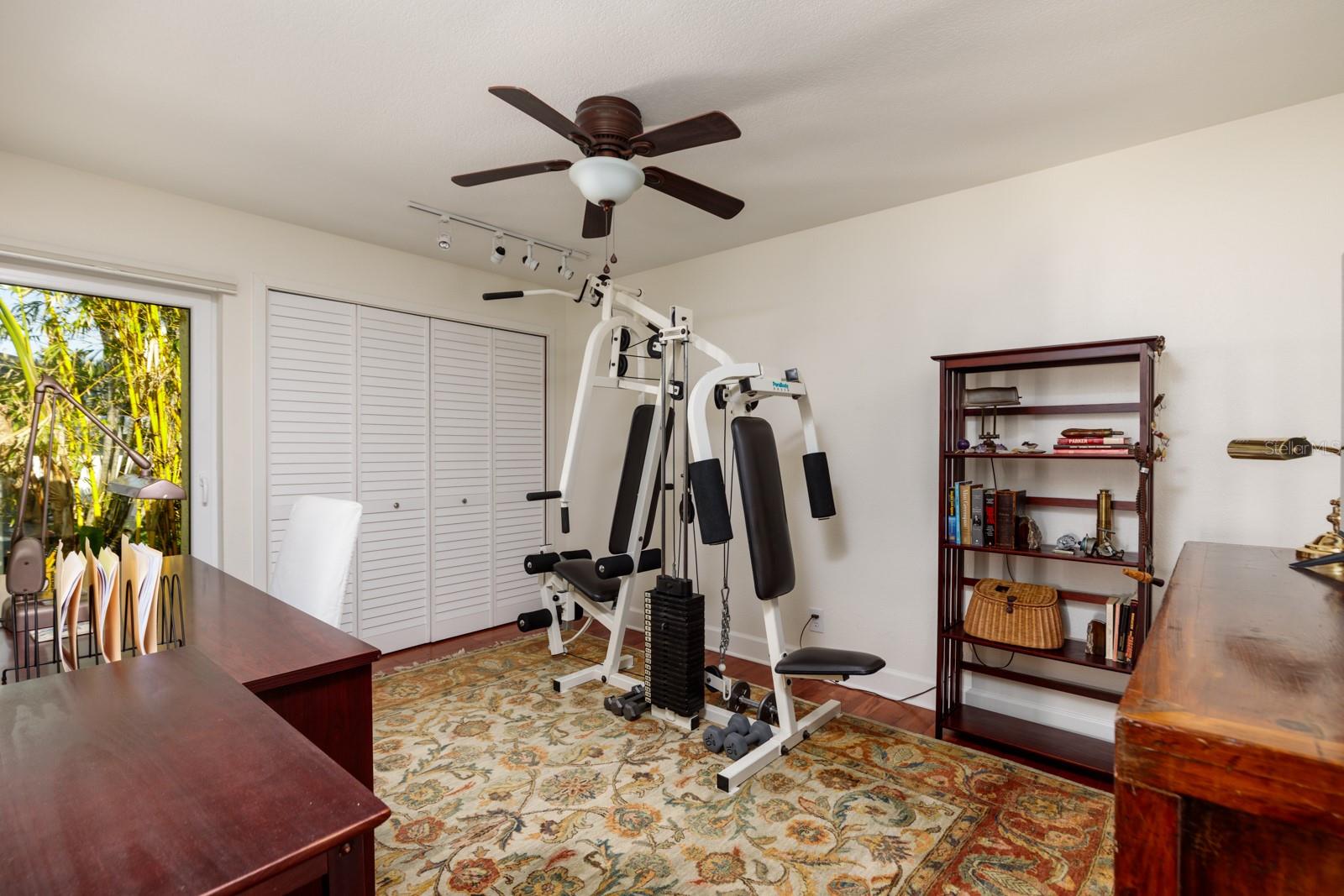 VENETIAN ISLES - Residential