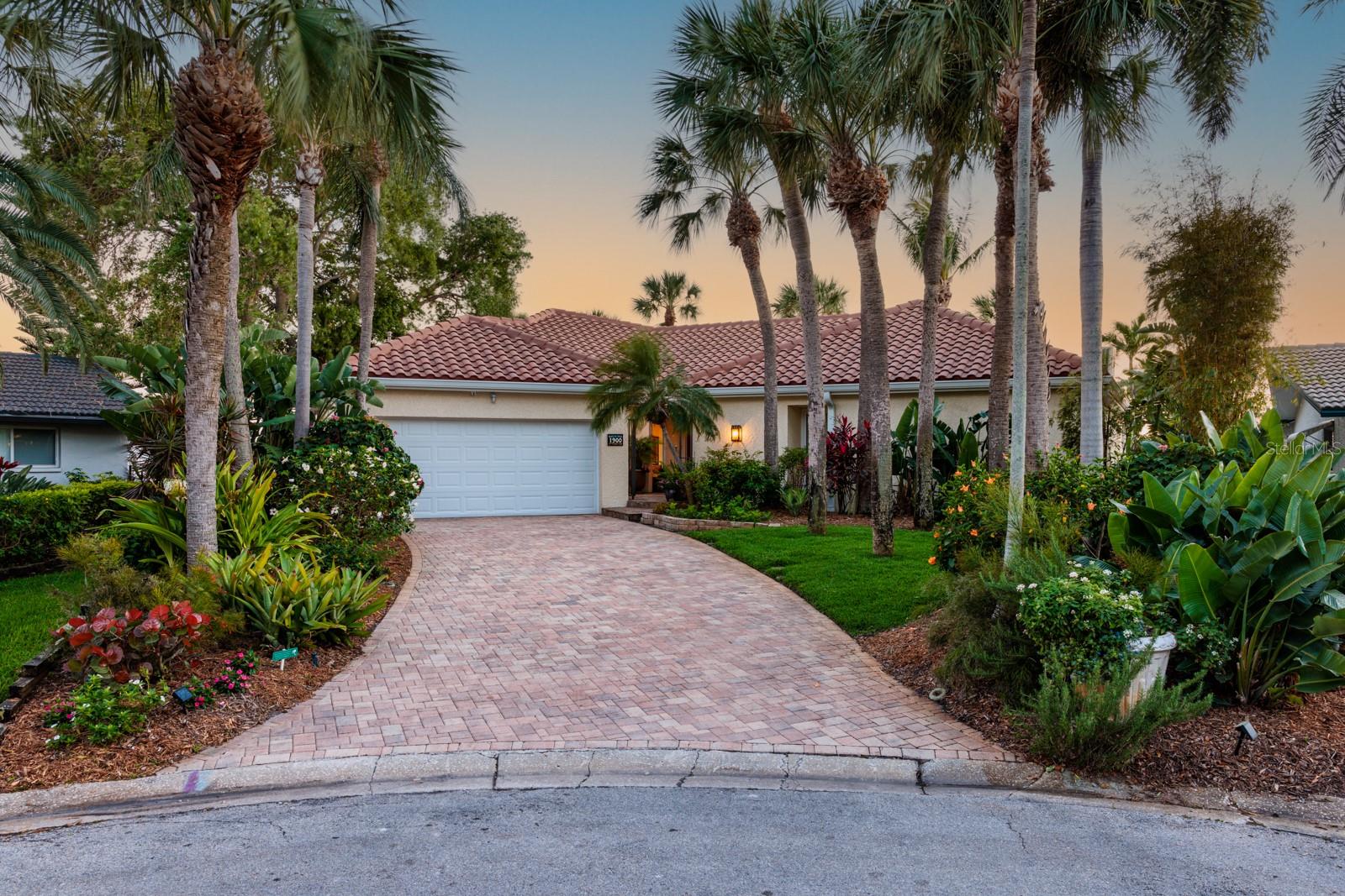 VENETIAN ISLES - Residential