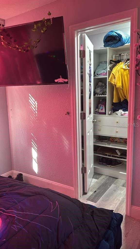 RIDGE COMMUNITY - Residential