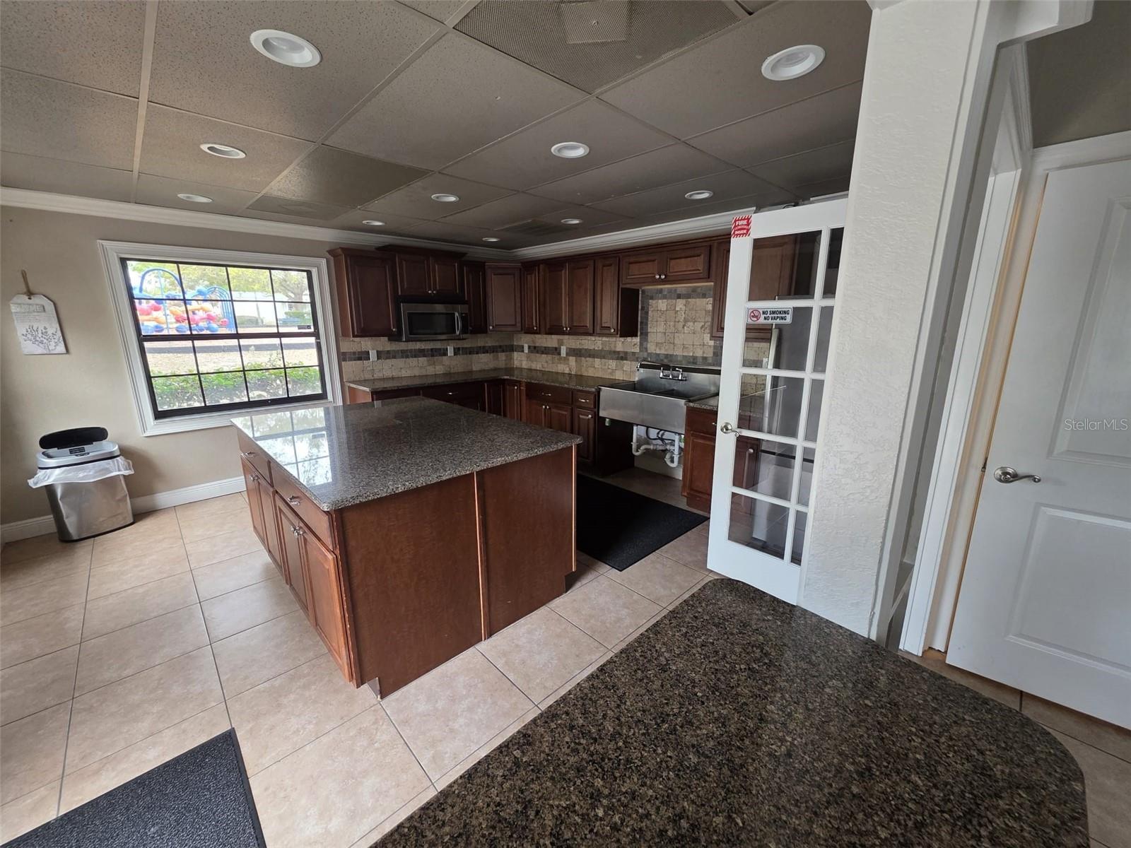 RIDGE COMMUNITY - Residential