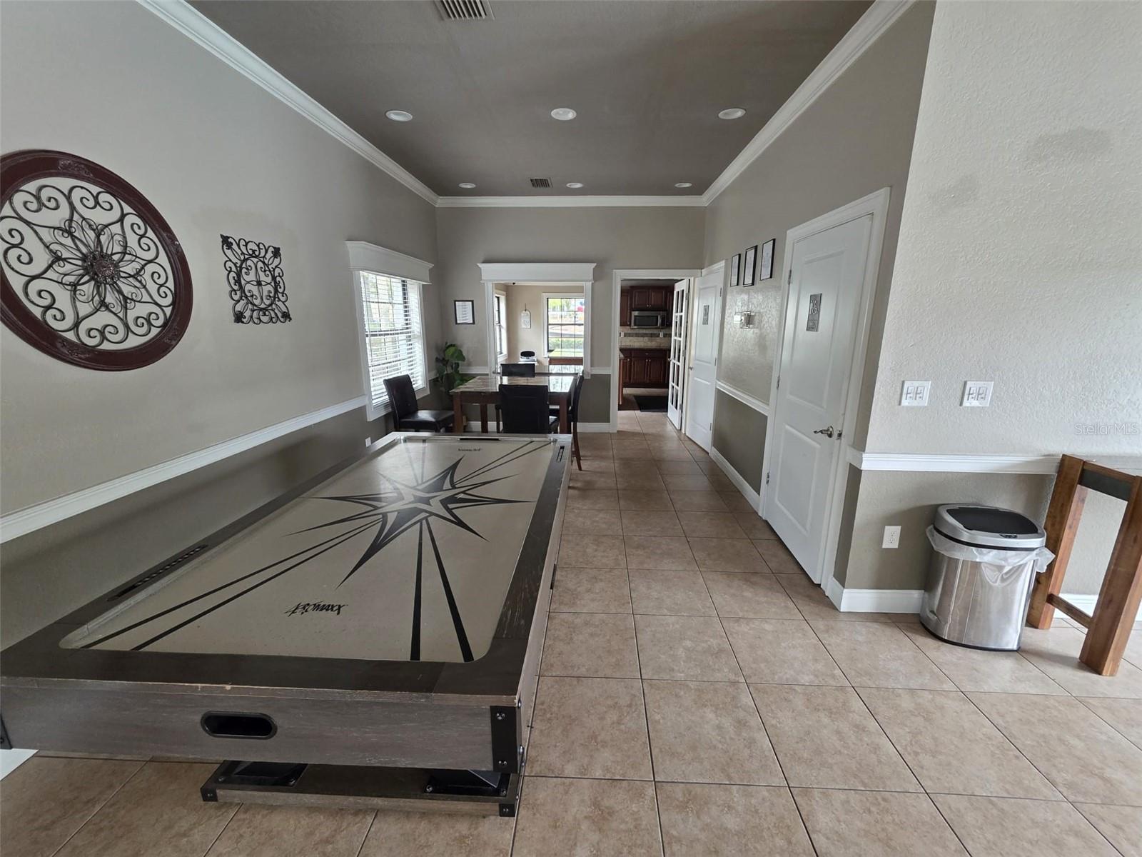 RIDGE COMMUNITY - Residential