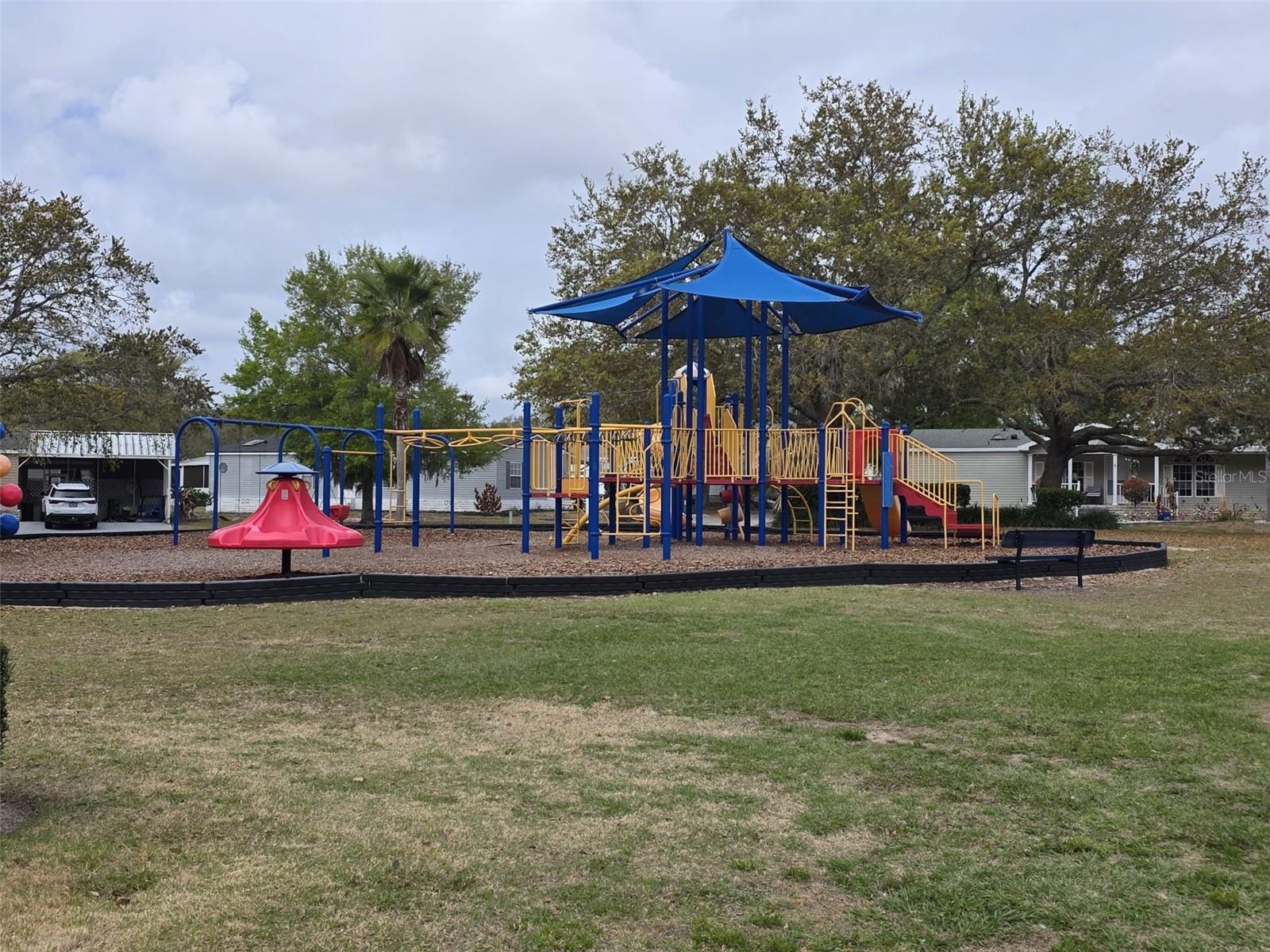 RIDGE COMMUNITY - Residential