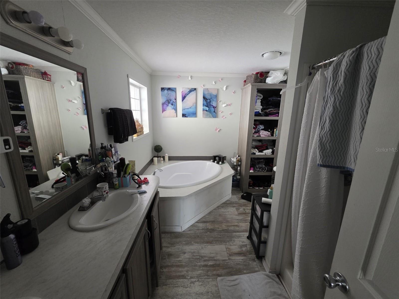 RIDGE COMMUNITY - Residential