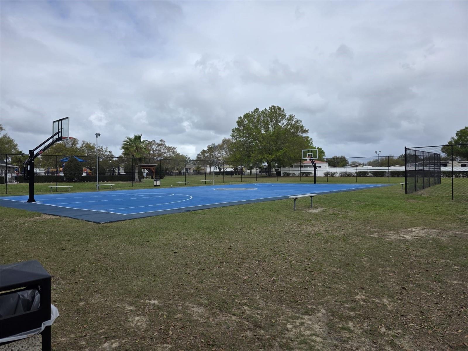 RIDGE COMMUNITY - Residential