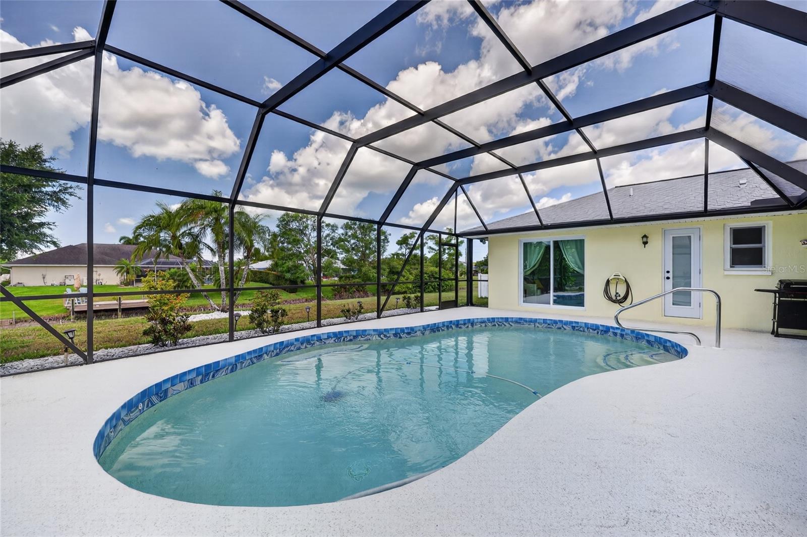 7 FAIRWAY ROAD