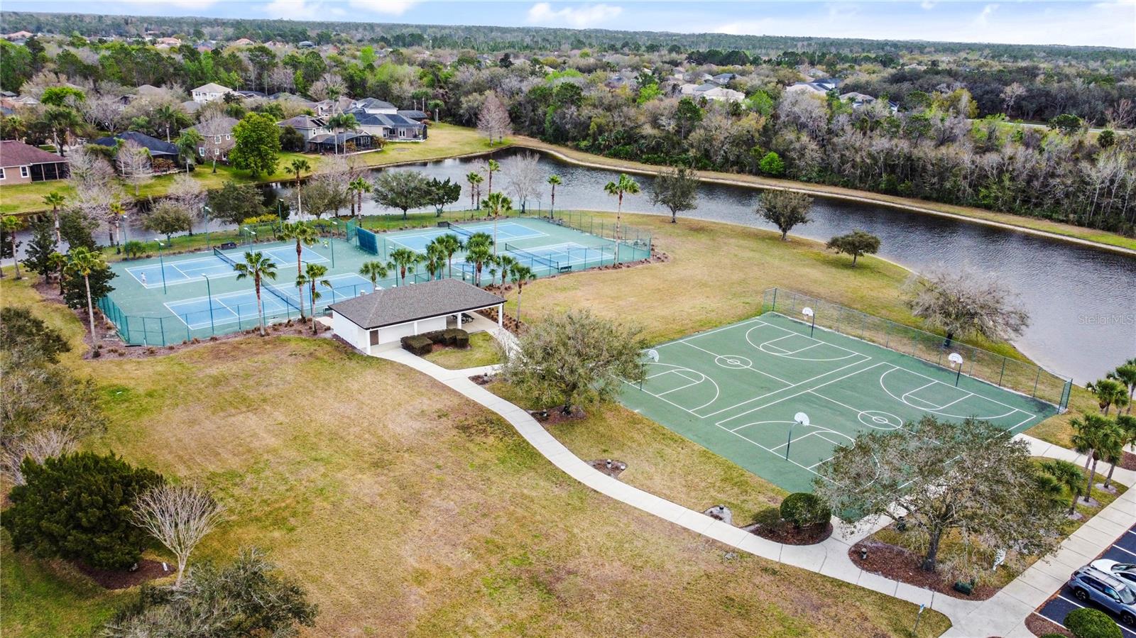 LIVE OAK RESERVE UNIT THREE - Residential