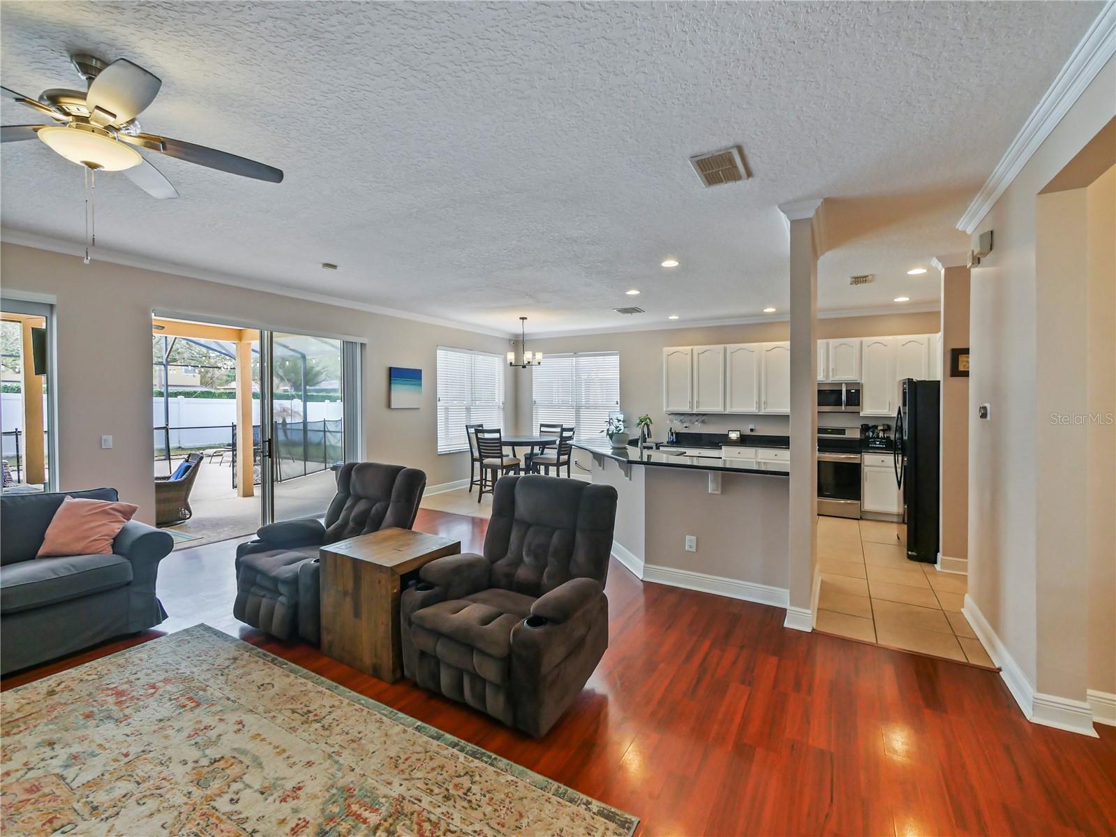 LIVE OAK RESERVE UNIT THREE - Residential