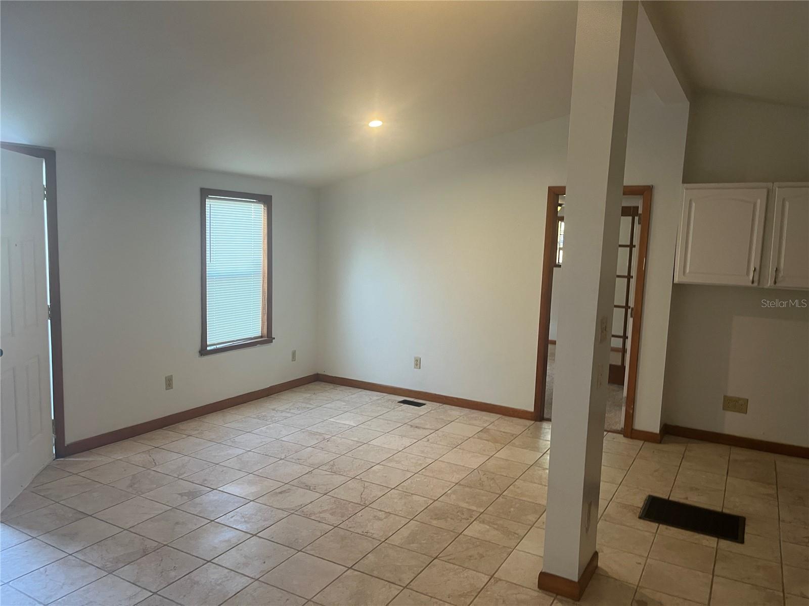 CARLTON MANOR - Residential