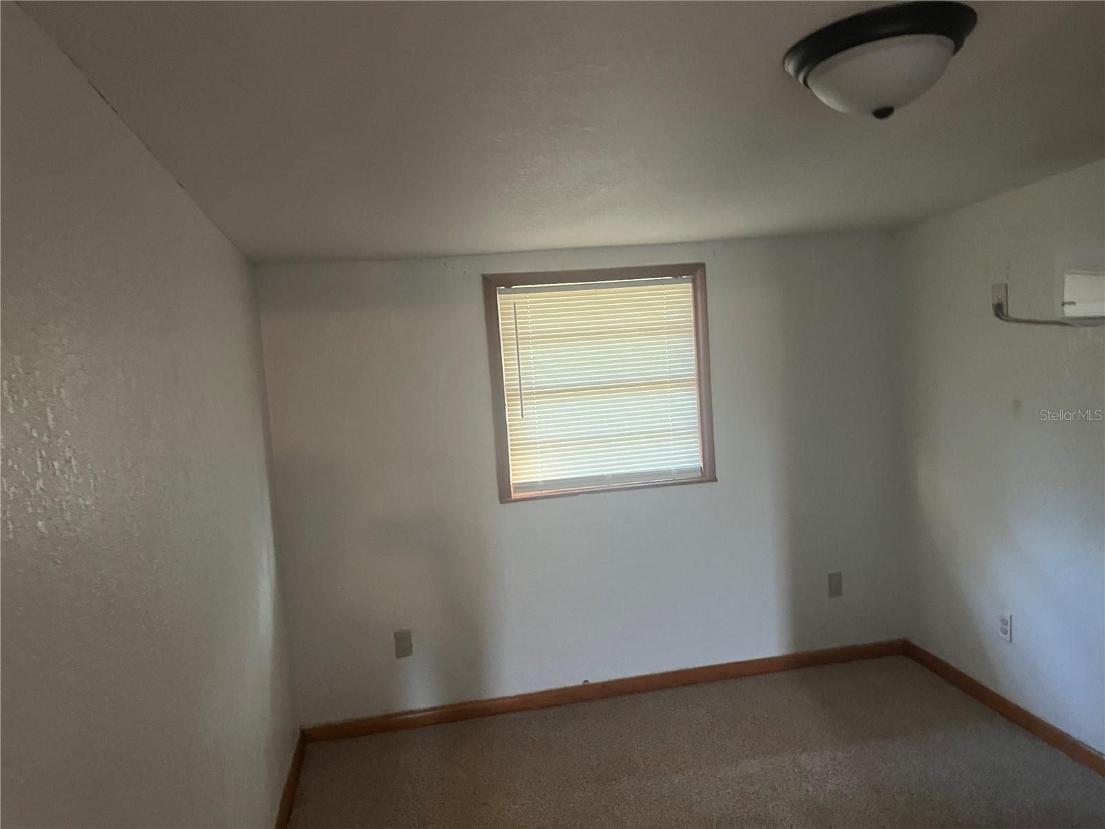 CARLTON MANOR - Residential