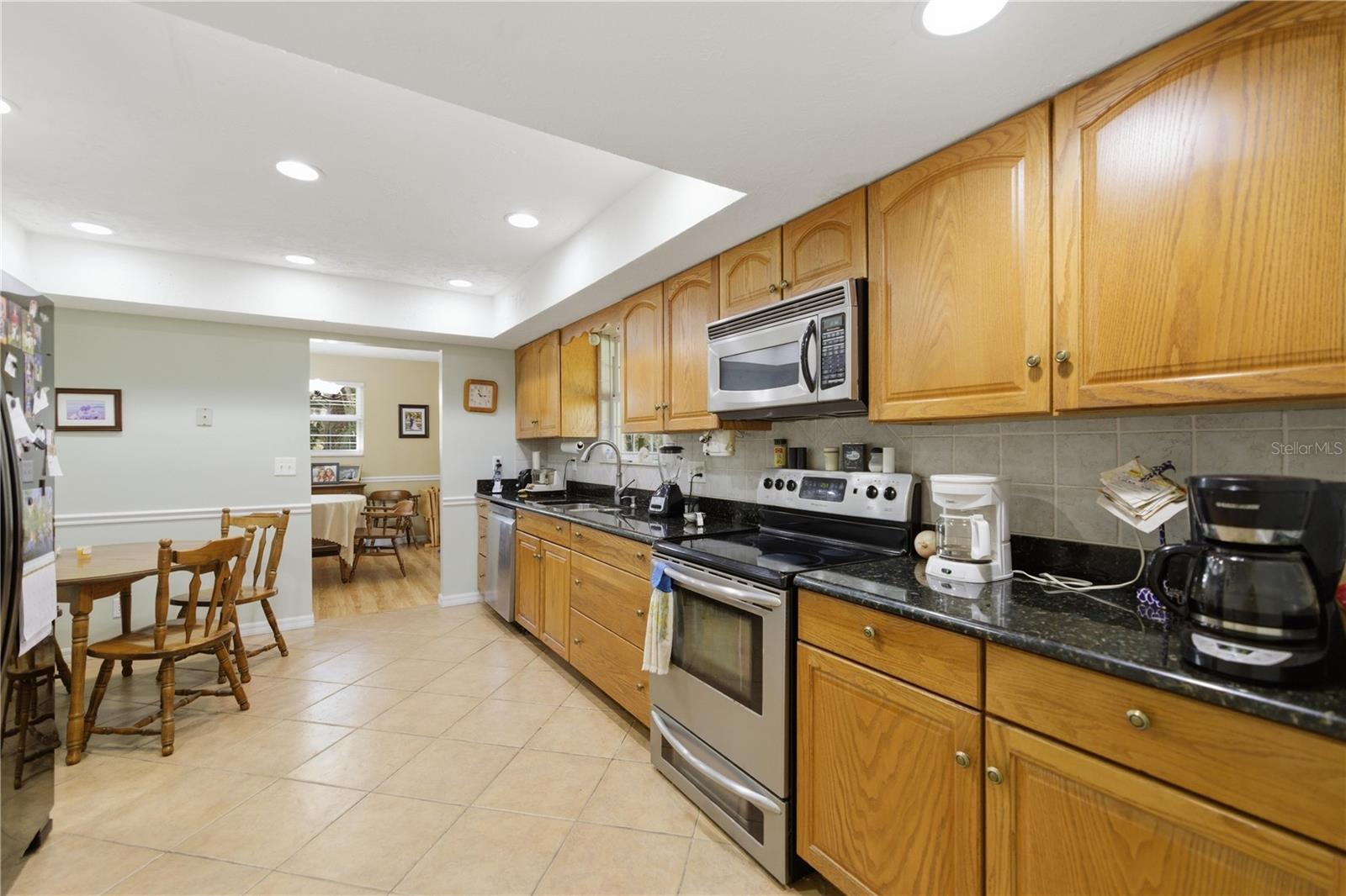 ARCHWOOD ESTATES - Residential