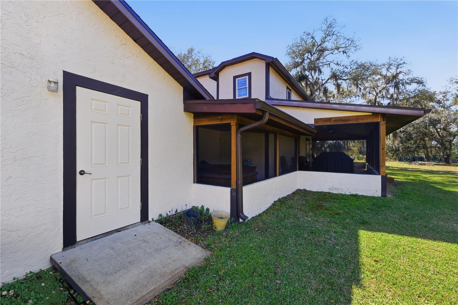 ARCHWOOD ESTATES - Residential