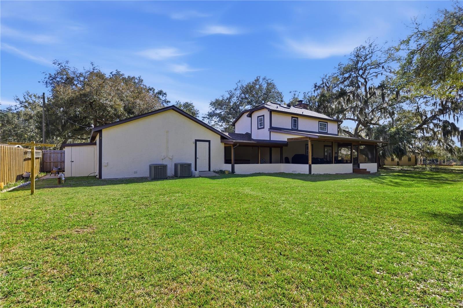 ARCHWOOD ESTATES - Residential