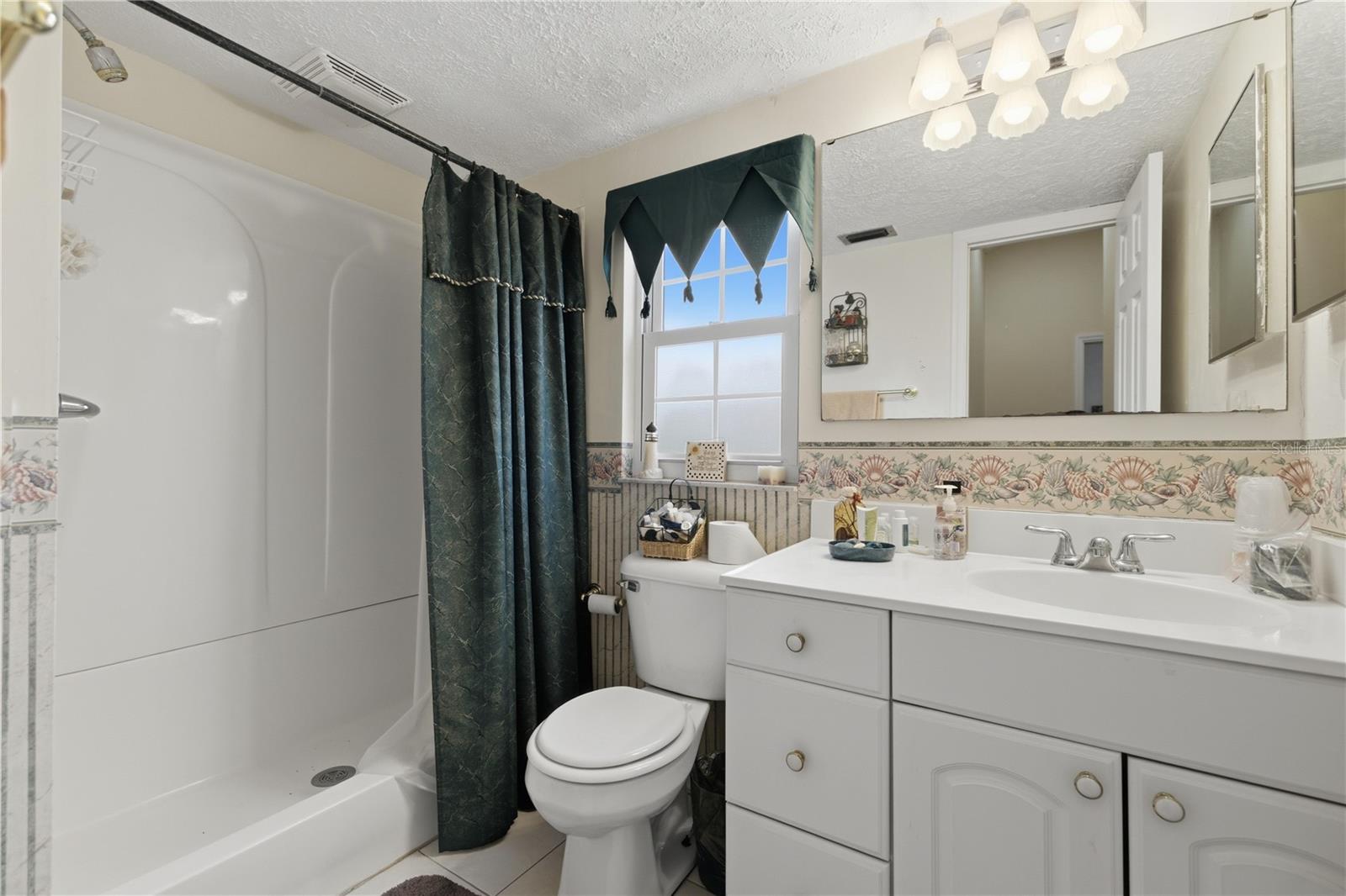 ARCHWOOD ESTATES - Residential